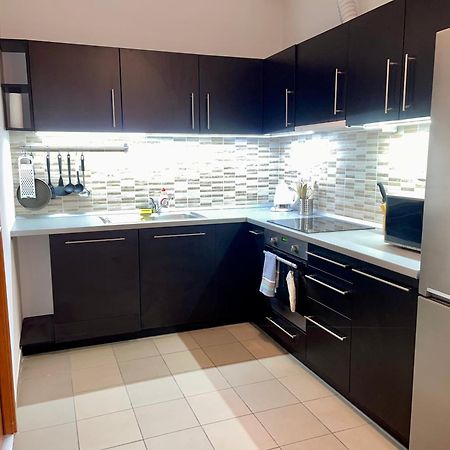 Vivien Apartment Budapest Bagian luar foto