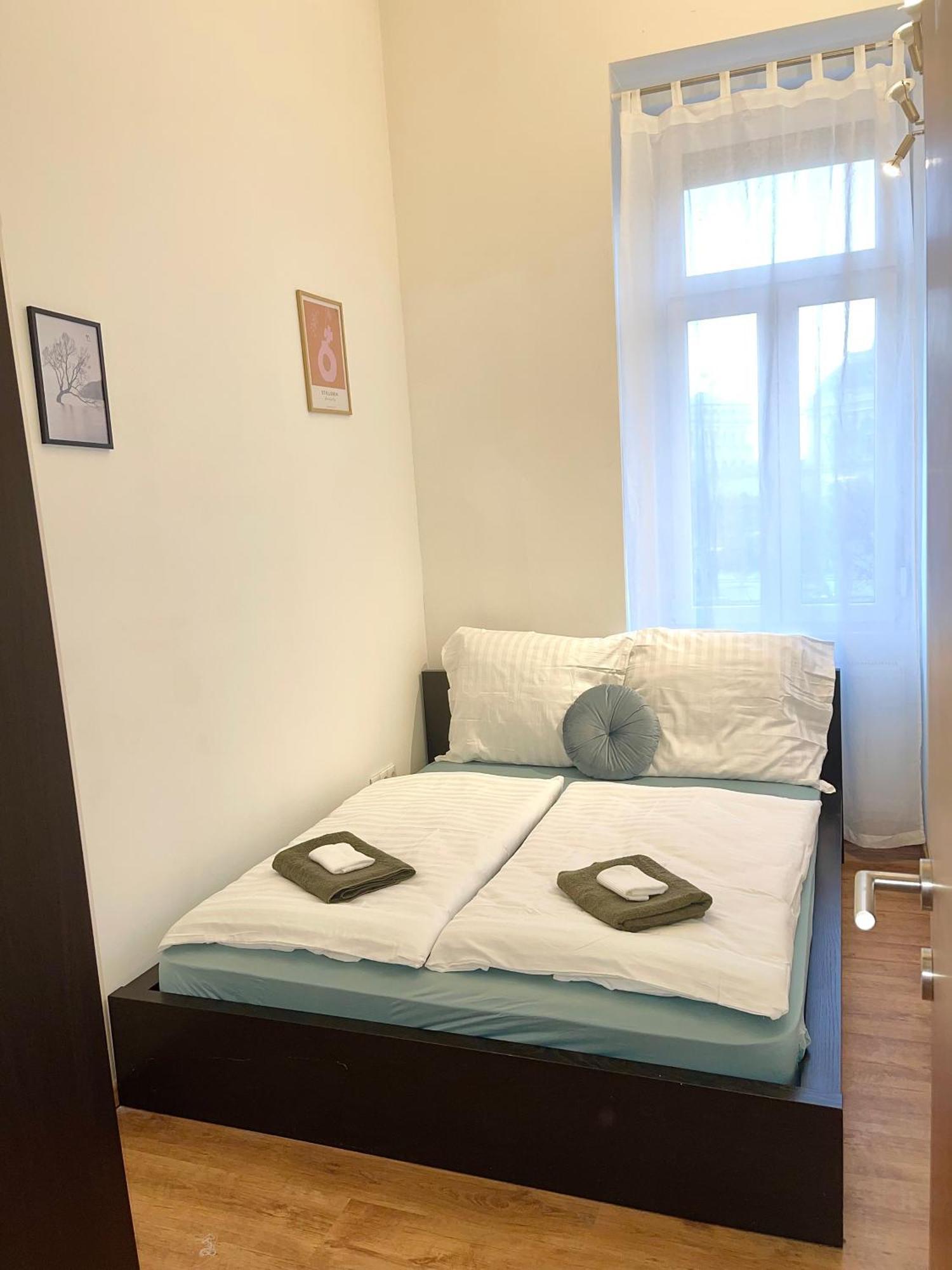 Vivien Apartment Budapest Bagian luar foto